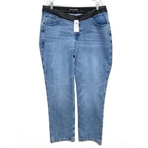 Social Tourist Ultra High Rise Straight Jeans Women 17R/33W Black V Waist NWT